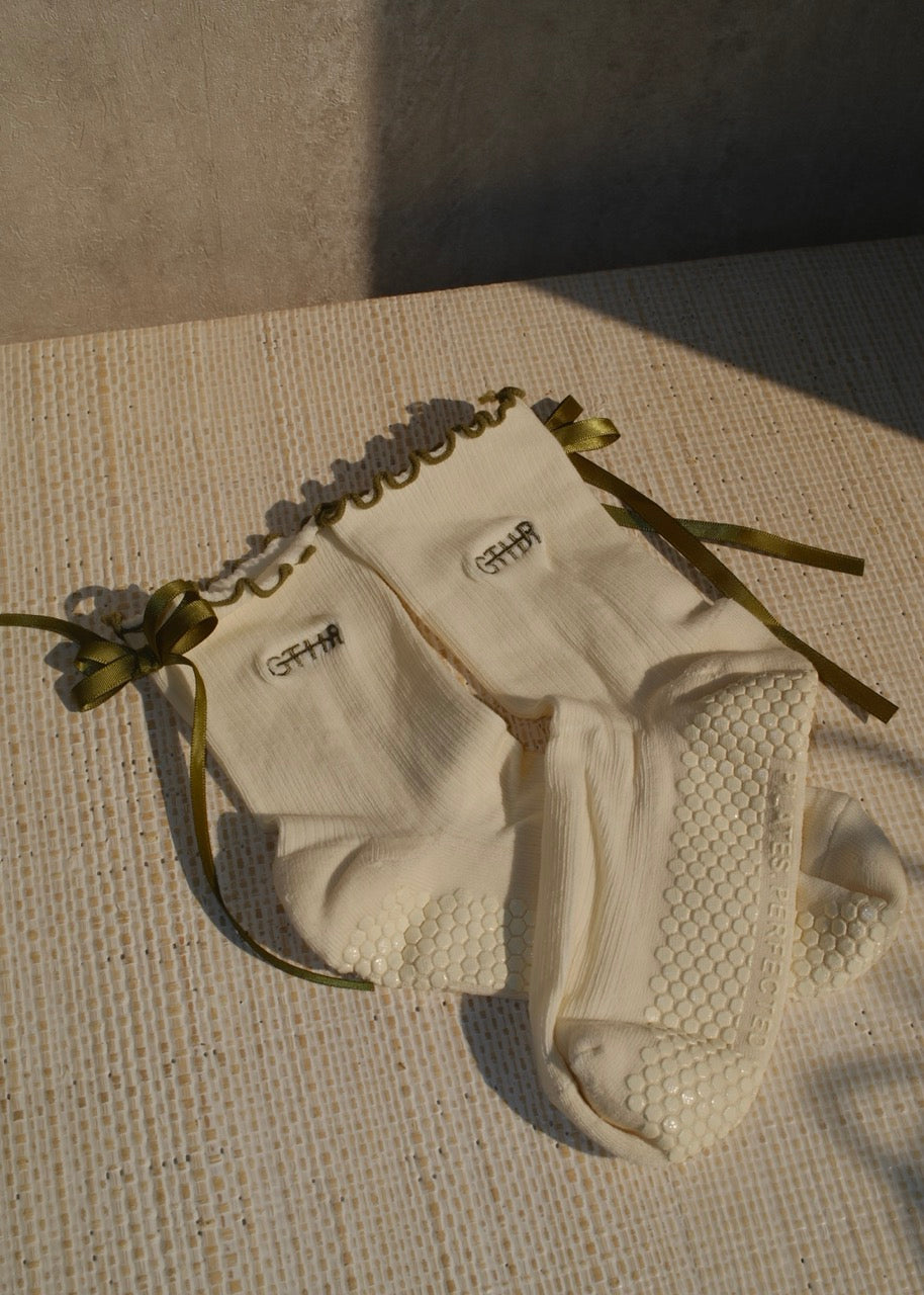 GTHR Juliet Grip Sock